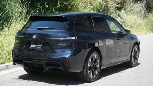 2026 BMW iX xDrive45