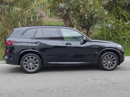 2025 BMW X5 sDrive40i