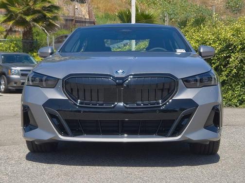 Gray Metallic 2026 BMW 550e xDrive