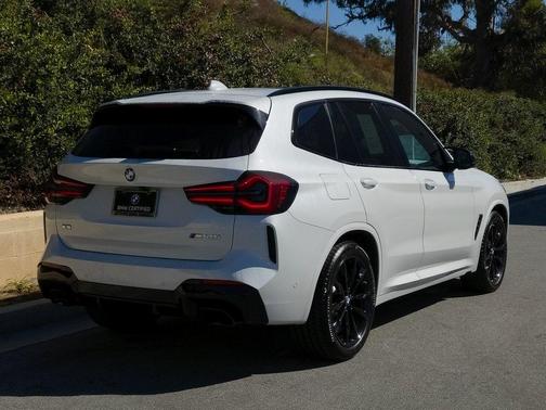 2023 BMW X3 M40i