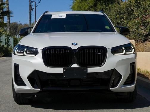 2023 BMW X3 M40i