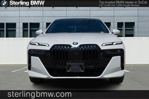 Mineral White Metallic 2023 BMW 740 i