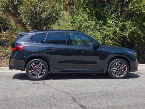 2025 BMW X1 M35i