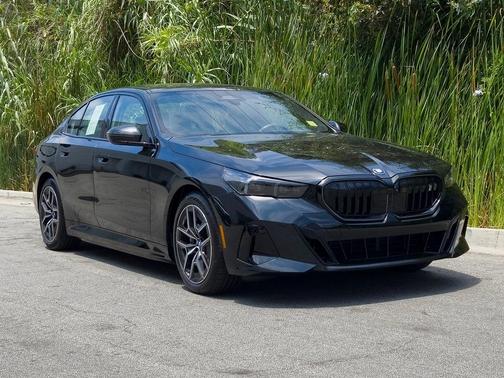 2025 BMW i5 eDrive40
