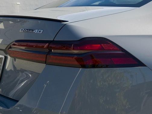 2026 BMW i5 eDrive40