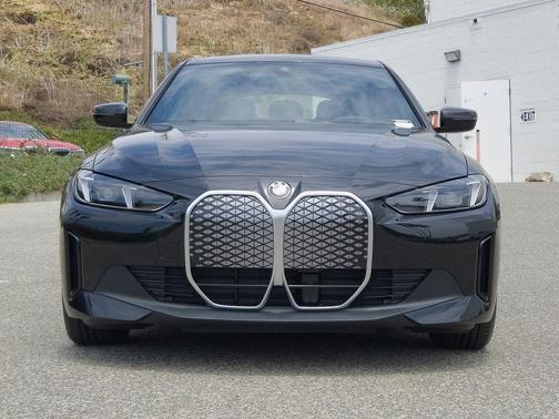 Black Sapphire Metallic 2026 BMW i4 Gran Coupe eDrive40