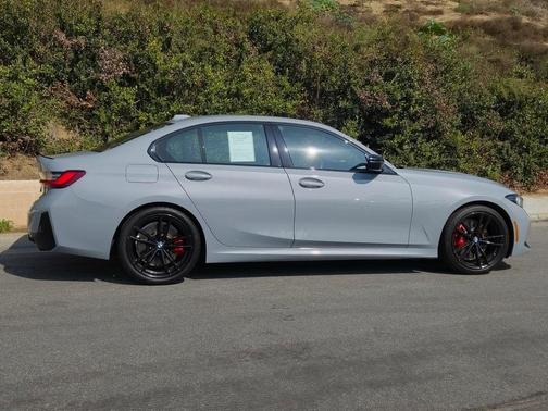 2023 BMW 330 i