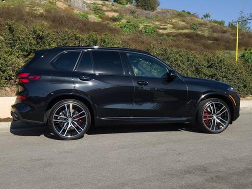2026 BMW X5 M60i