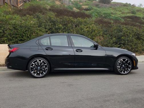 2026 BMW 330 i NA