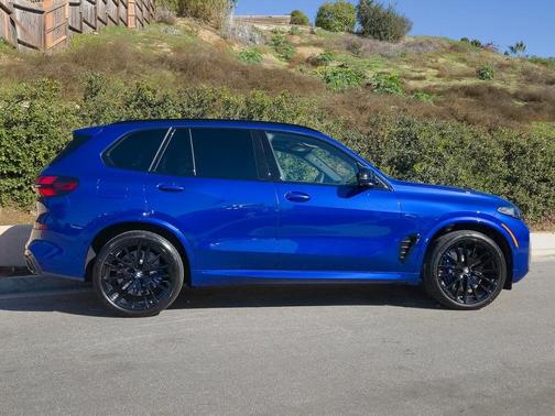 2026 BMW X5 M60i
