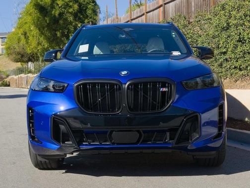 2026 BMW X5 M60i