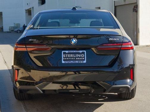 2026 BMW 530 i xDrive