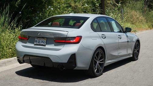 2024 BMW 330 i