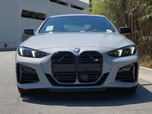 2026 BMW M440 i xDrive