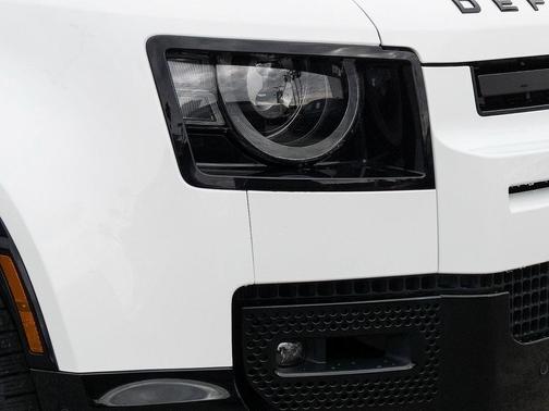 2022 Land Rover Defender 110 X-Dynamic HSE