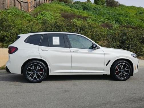 2023 BMW X3 M40i