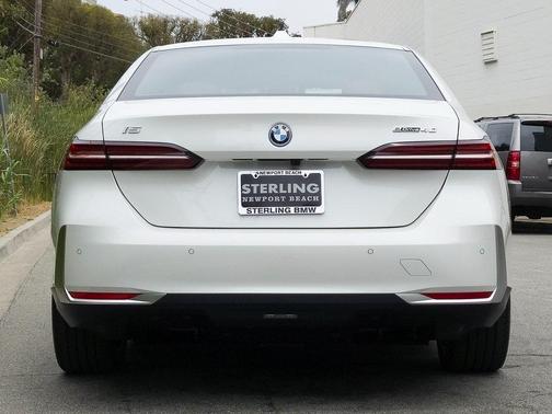 2026 BMW i5 eDrive40