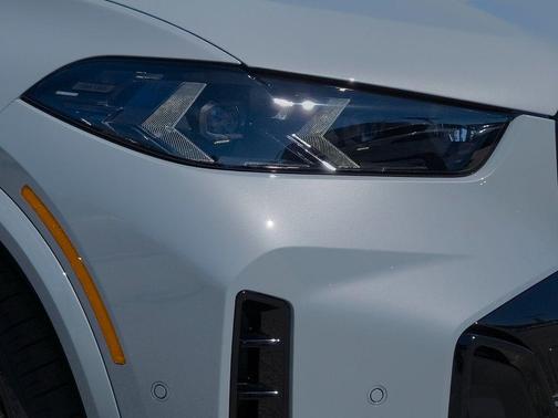 Gray Metallic 2026 BMW X5 sDrive40i