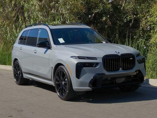 2026 BMW X7 M60i