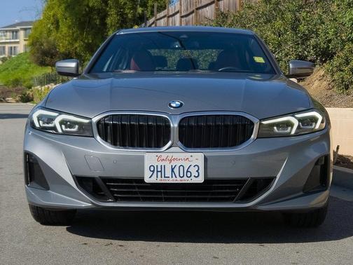 2023 BMW 330 i