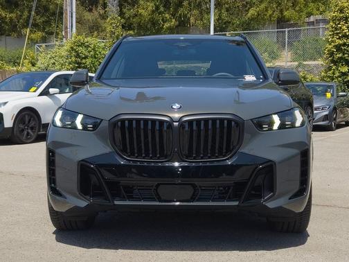 Gray Metallic 2026 BMW X5 sDrive40i