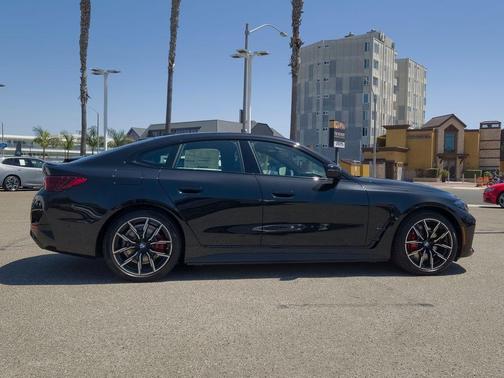 Black Sapphire Metallic 2026 BMW i4 Gran Coupe xDrive40