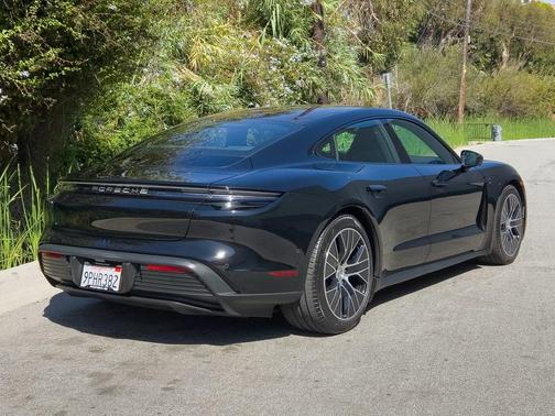 2025 Porsche Taycan Base