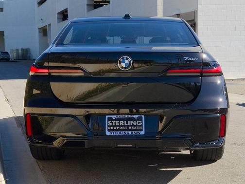2026 BMW 740 i
