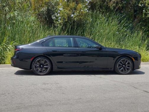 2025 BMW i7 eDrive50