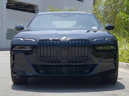 2025 BMW i7 eDrive50