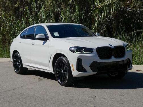 2025 BMW X4 xDrive30i