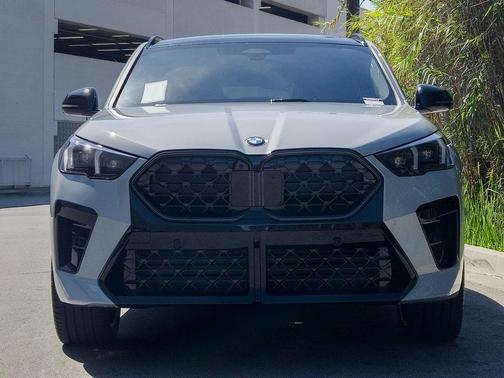2026 BMW X2 xDrive28i