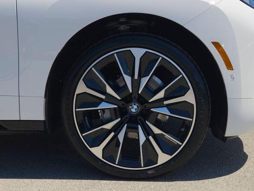 Alpine White 2026 BMW iX xDrive45