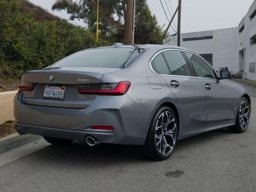 2025 BMW 330 i