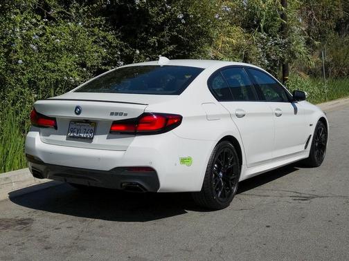 2023 BMW 530e 530e