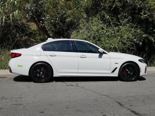2023 BMW 530e 530e