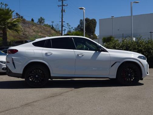 Alpine White 2027 BMW X6 M60i