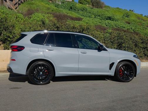 2026 BMW X5 M60i
