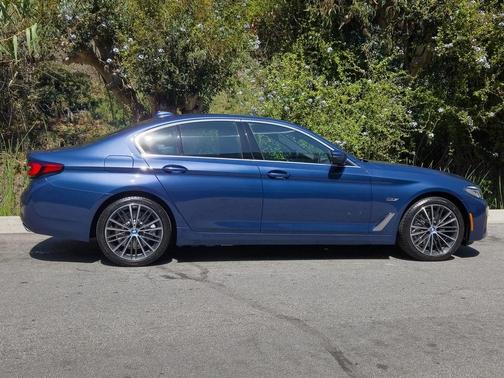 2023 BMW 530e 530e