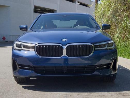 2023 BMW 530e 530e
