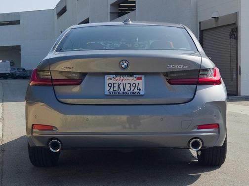 2023 BMW 330e xDrive