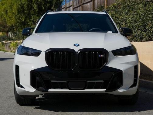 2026 BMW X5 M60i