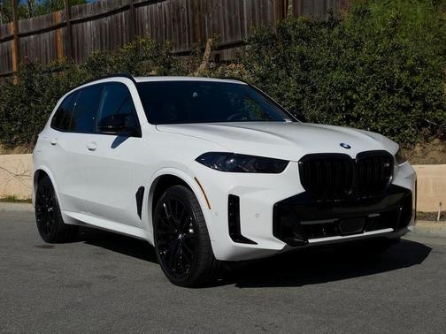 2026 BMW X5 M60i