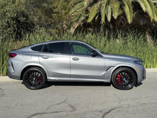 2026 BMW X6 M60i