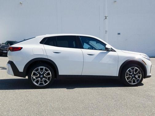 2026 BMW X2 xDrive28i