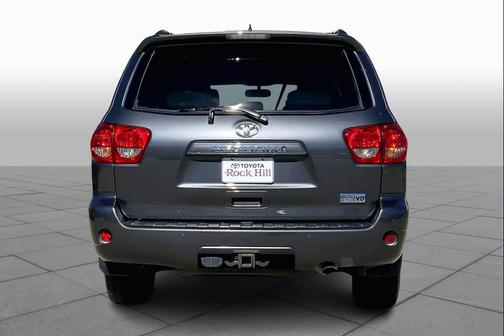 2016 Toyota Sequoia SR5