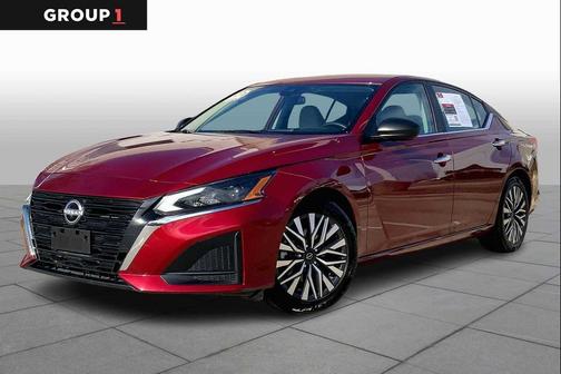 2025 Nissan Altima SV FWD