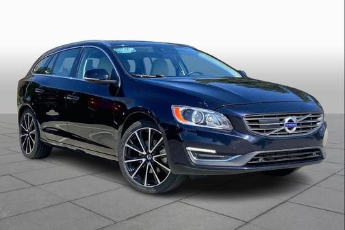 2017 Volvo V60 T5 Platinum