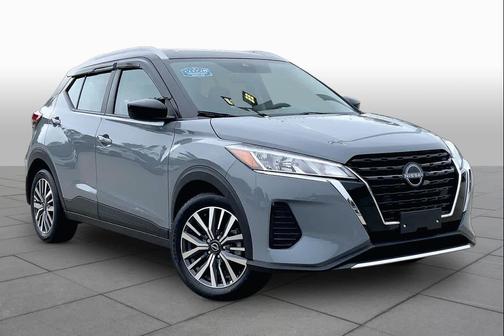 Gray/Super Black 2023 Nissan Kicks SV
