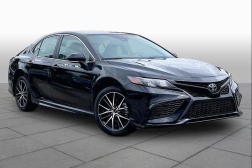 Midnight Black Metallic 2024 Toyota Camry SE